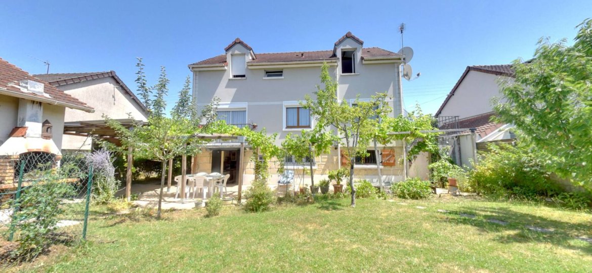 Maison à Roissy-en-Brie 150
