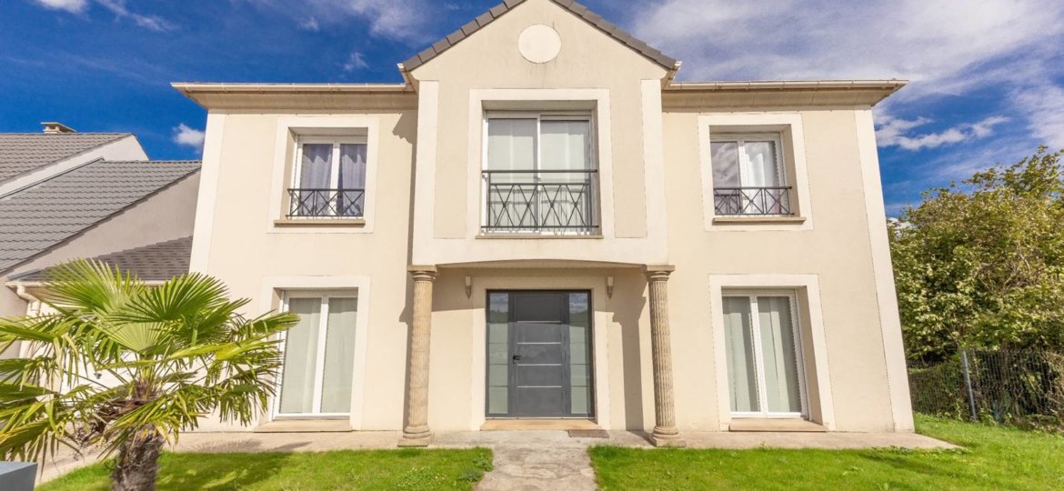 Maison à Presles-en-Brie 169m² 1 1