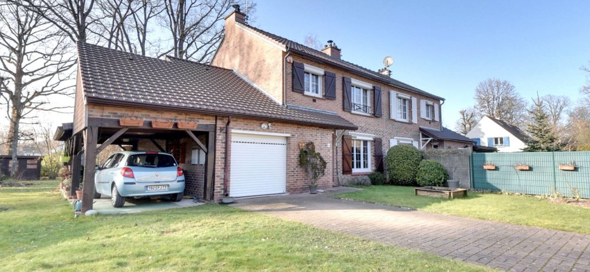 Maison à Roissy-en-Brie 115m² 1 1
