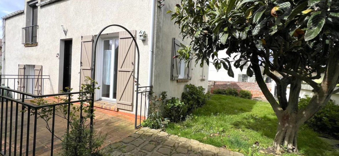 Maison à Rozay-en-Brie 107m² 1 1