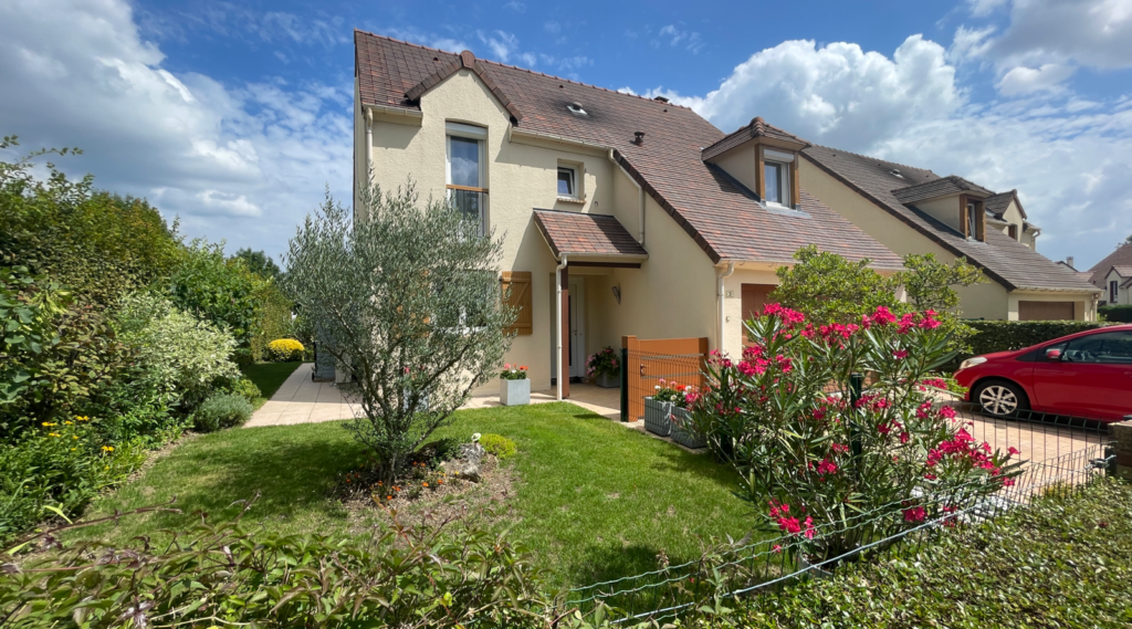 Maison à Lésigny 120m²  1