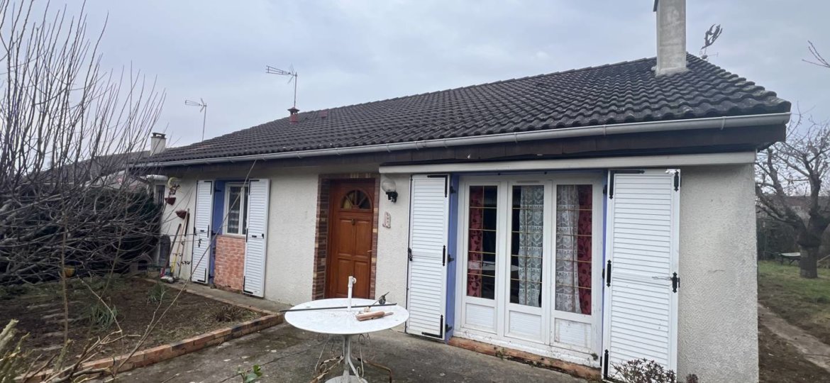 Maison à Fontenay-Trésigny 90m² 1 1