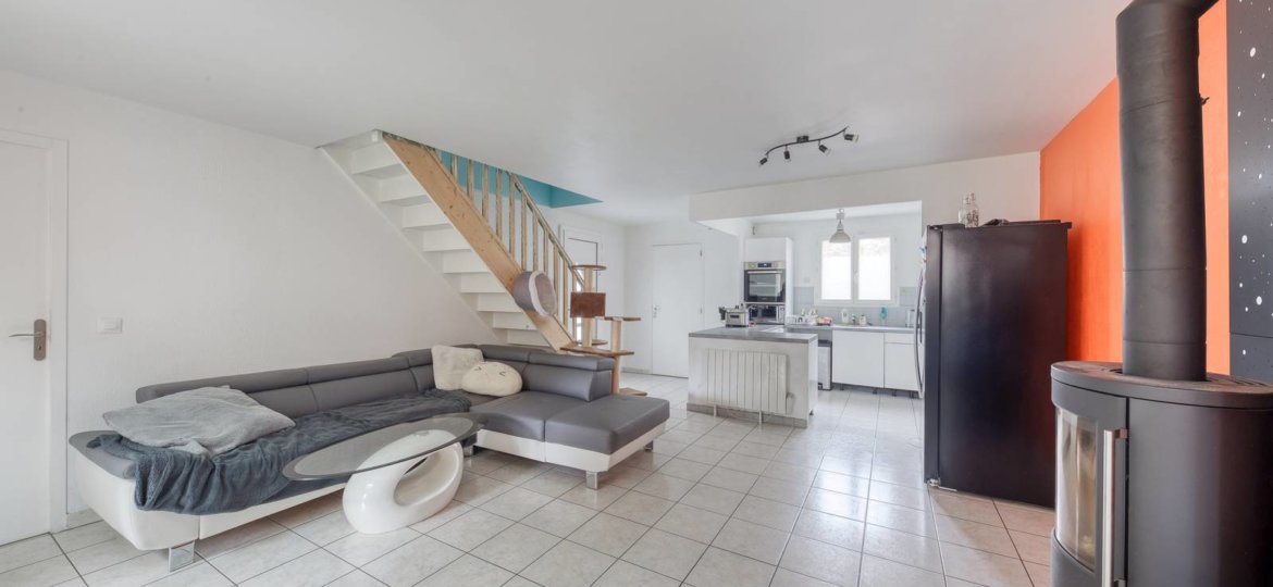 Maison à Fontenay-Trésigny 112m² 1 1