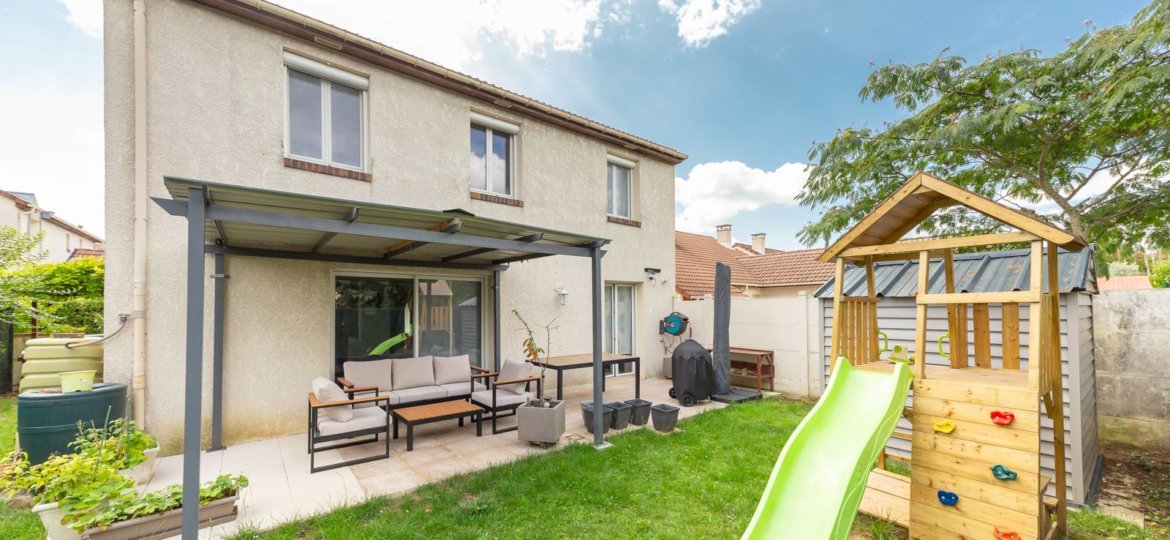 Maison à Pontault-Combault 112m²  1