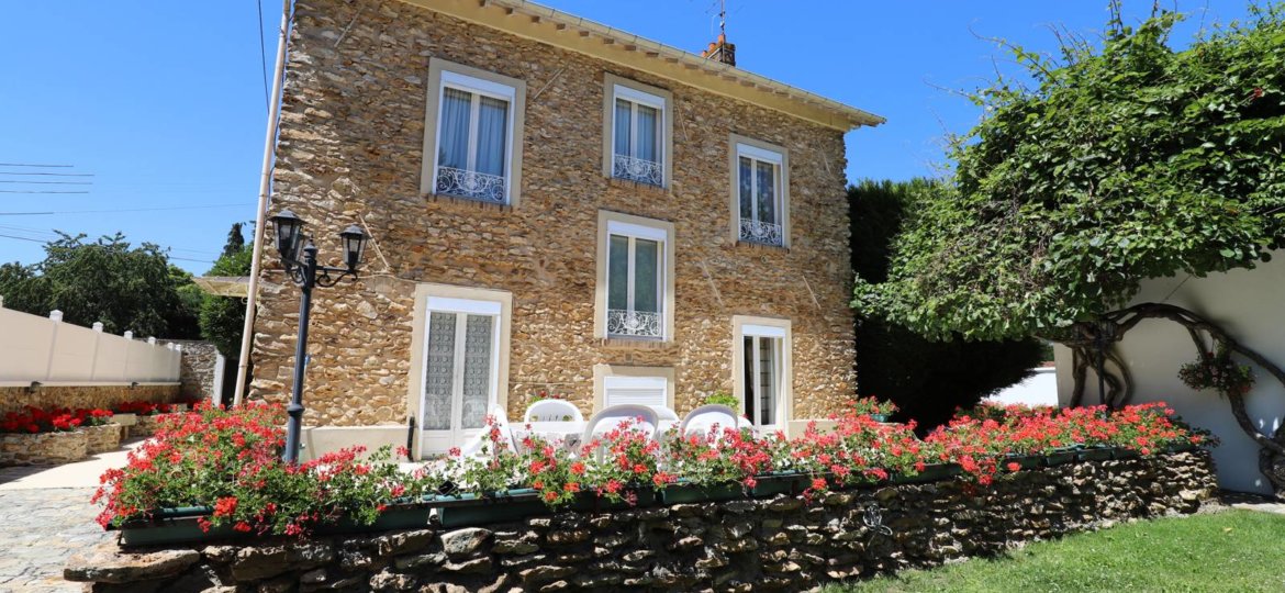 Maison à Ozouer-le-Voulgis 172m²  1