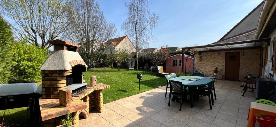 Maison à Pontault-Combault 118m² 1 1