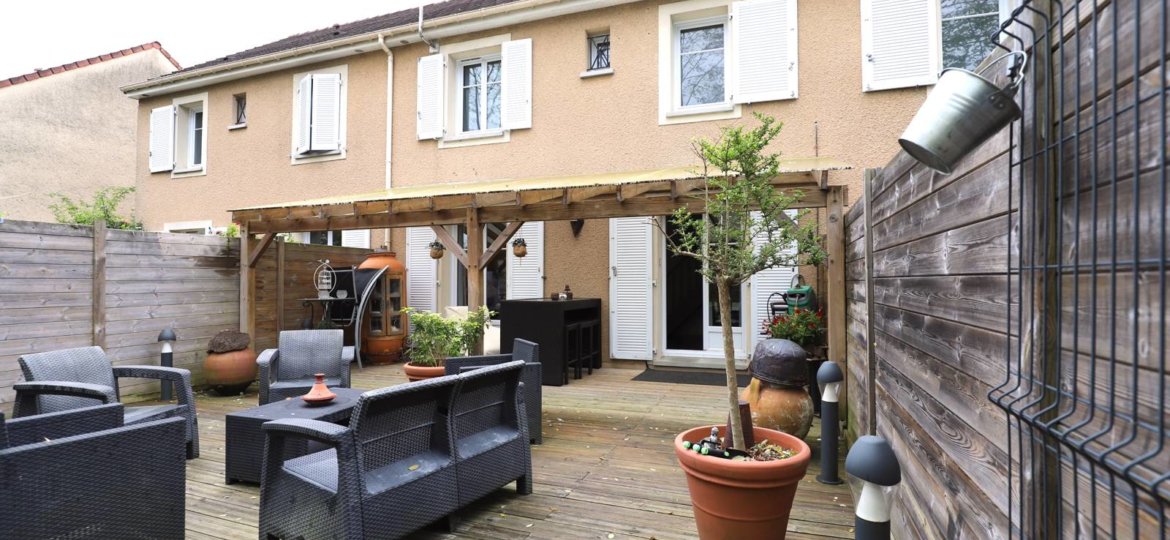 Maison à Tournan-en-Brie 83m²  1