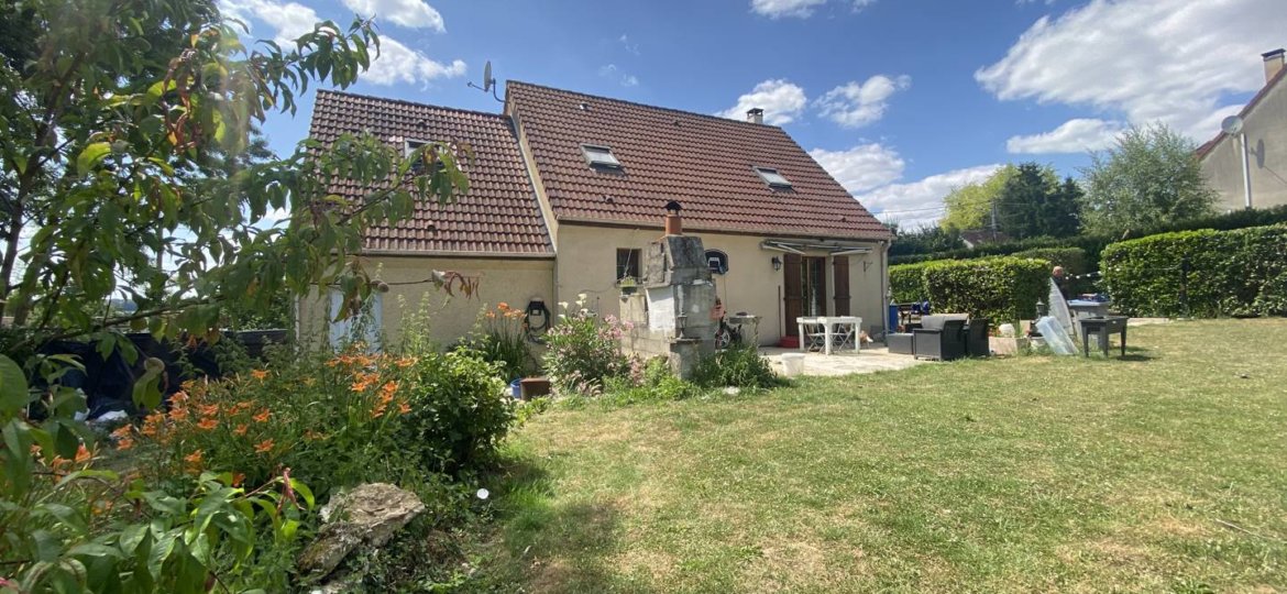 Maison à beton-bazoche 110m²  1