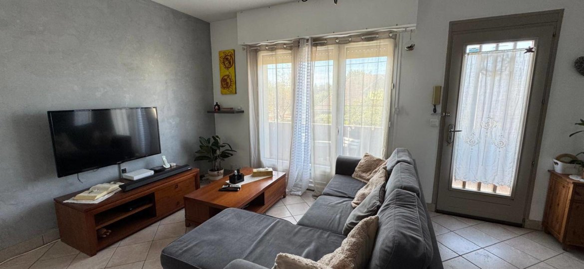 Appartement à Pontault-Combault 85