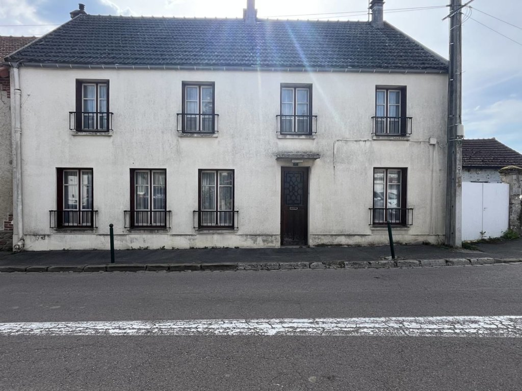 Maison à Gastins 130m²  1