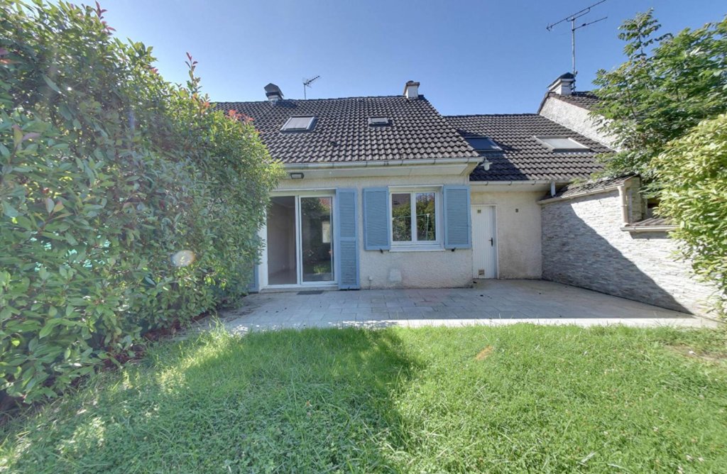 Maison à Ozoir-la-Ferrière 93m²  1