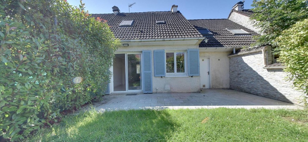 Maison à Ozoir-la-Ferrière 93m²  1