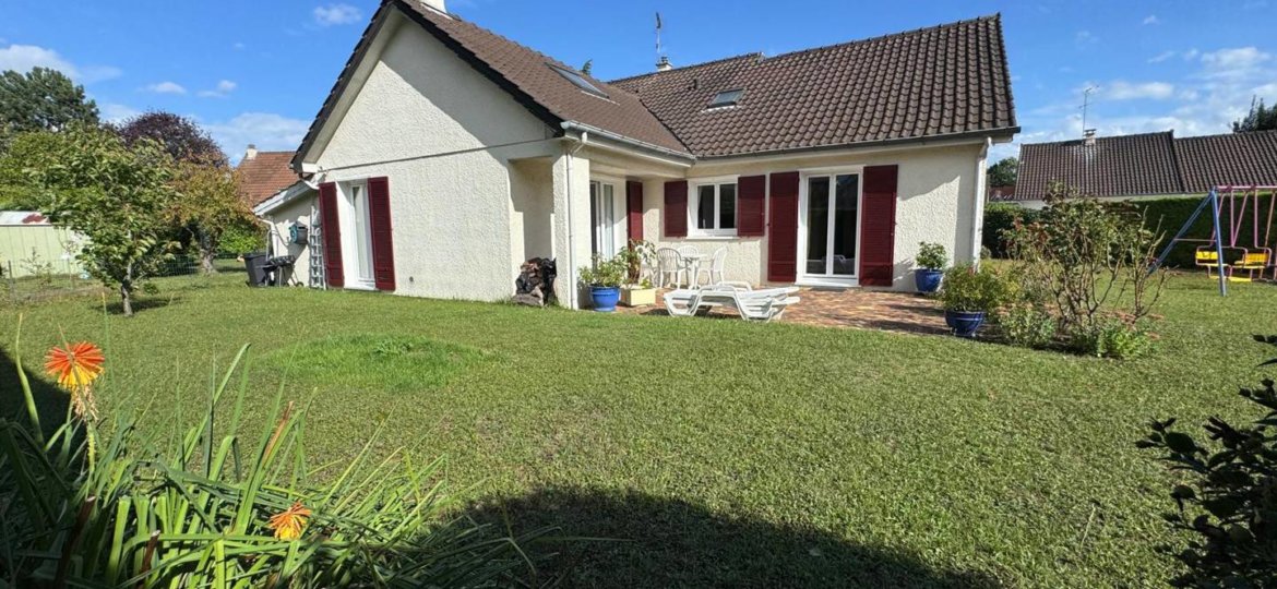 Maison à Pontault combault 216m²  1
