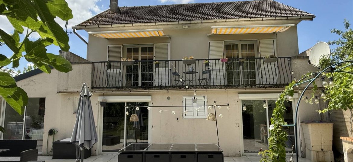 Maison à BANNOST VILLEGAGNON 144m²  1