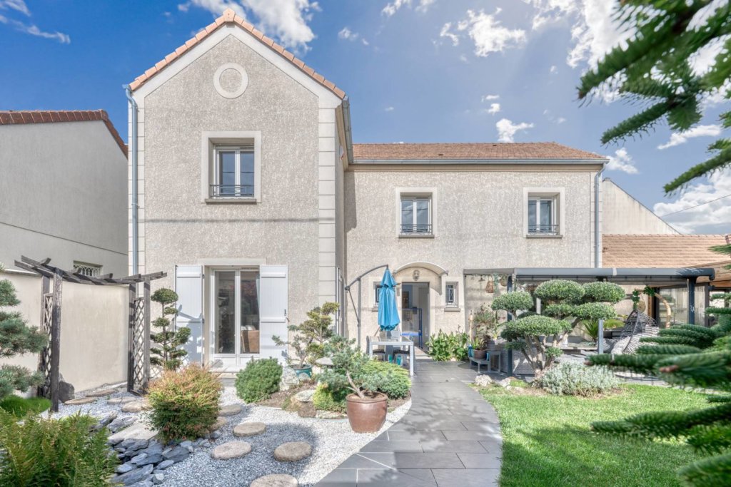 Maison à Pontault-Combault 146