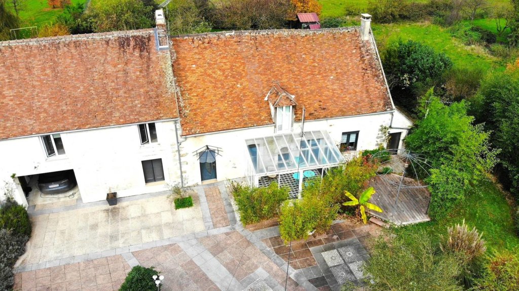 Maison à Chenoise-Cucharmoy 237m²  1
