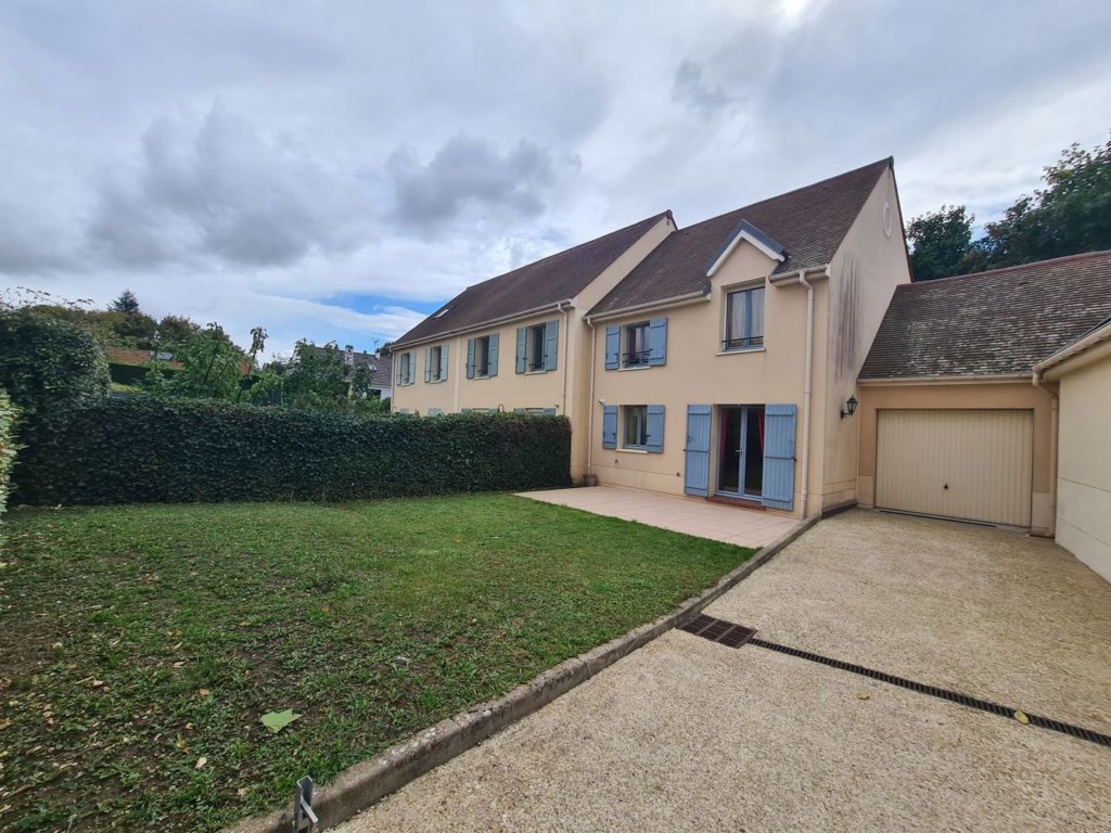 Maison à LESIGNY 74