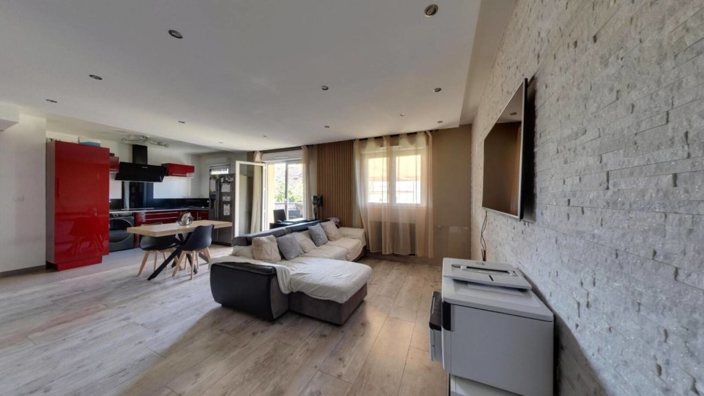 Appartement à Roissy-en-Brie 72m²  1