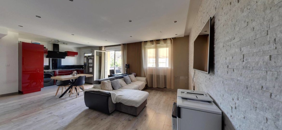 Appartement à Roissy-en-Brie 72m²  1