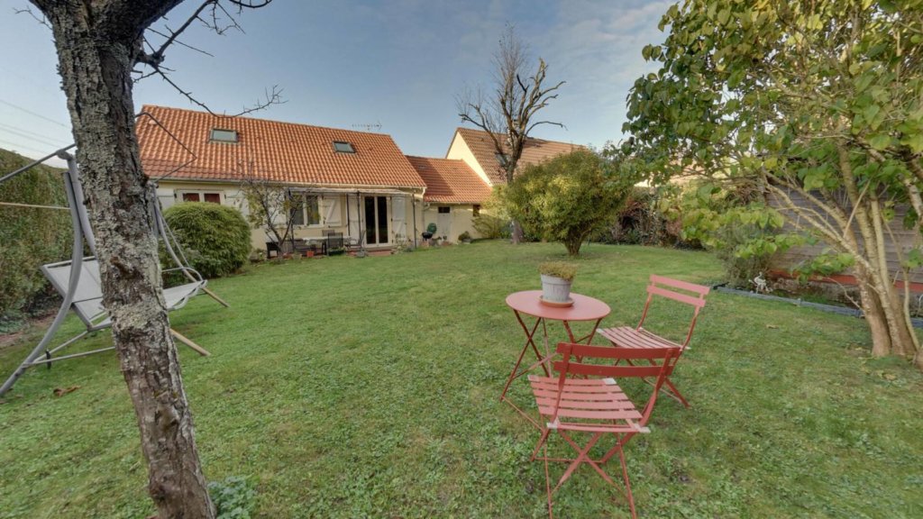 Maison à Roissy-en-Brie 96m²  1