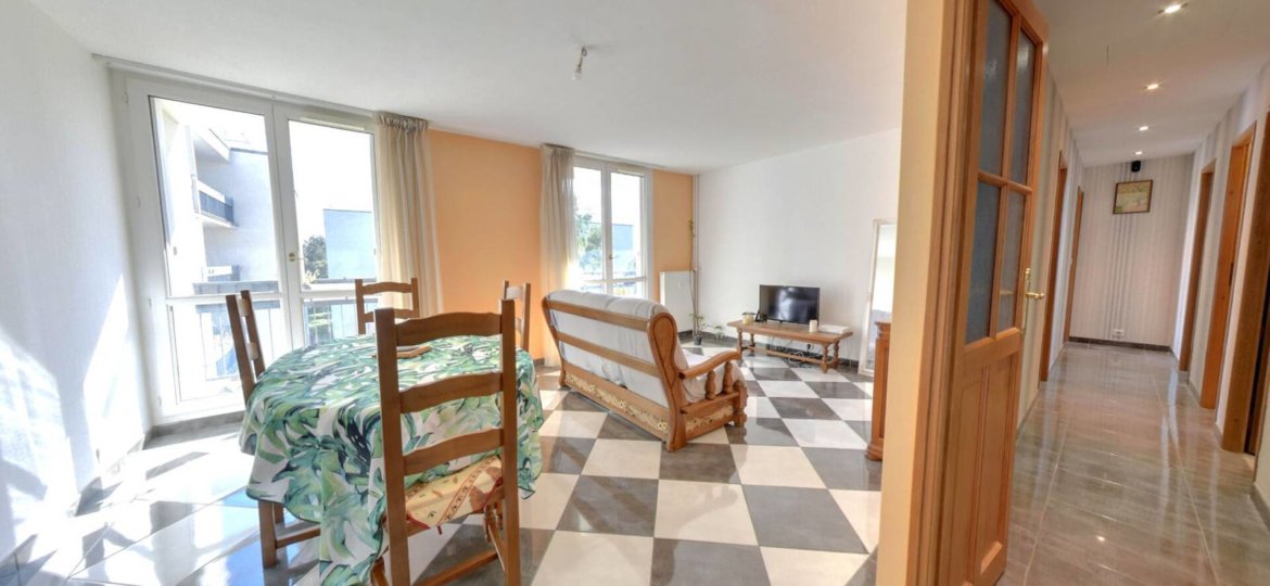 Appartement à Roissy-en-Brie 84