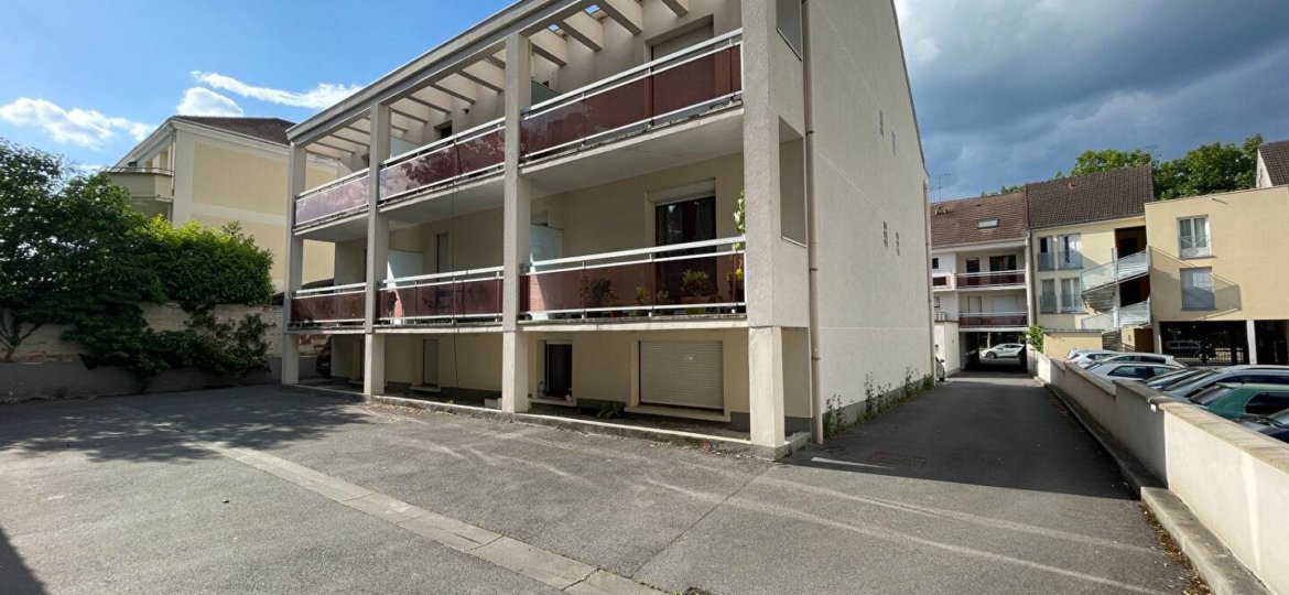 Appartement à Ozoir-la-Ferrière 80m²  1
