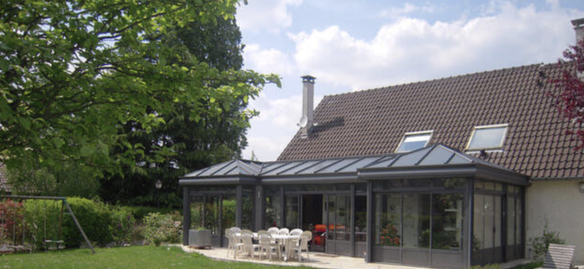 Maison à la queue en brie 250m²  1