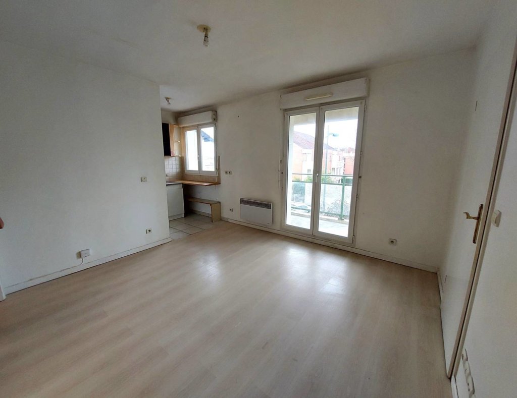 Appartement à OZOIR LA FERRIERE 33