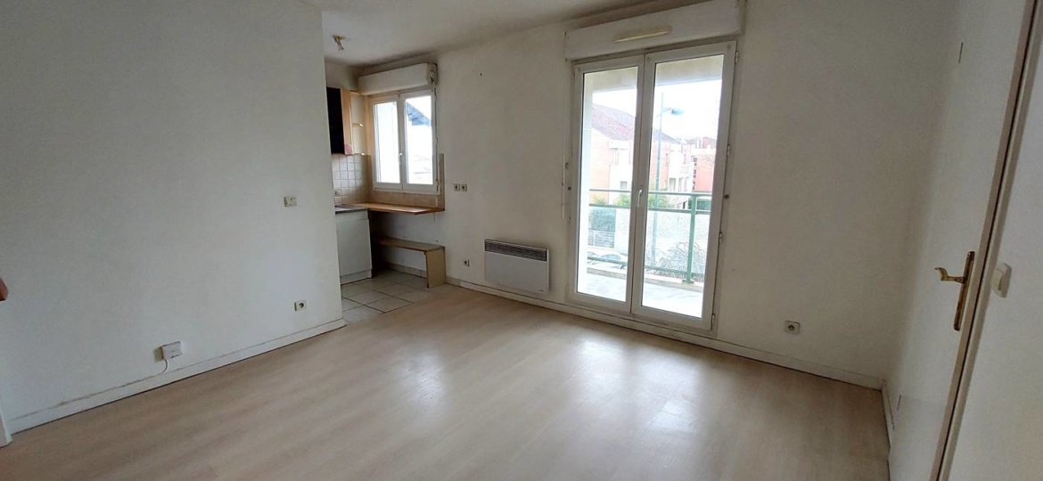 Appartement à OZOIR LA FERRIERE 33