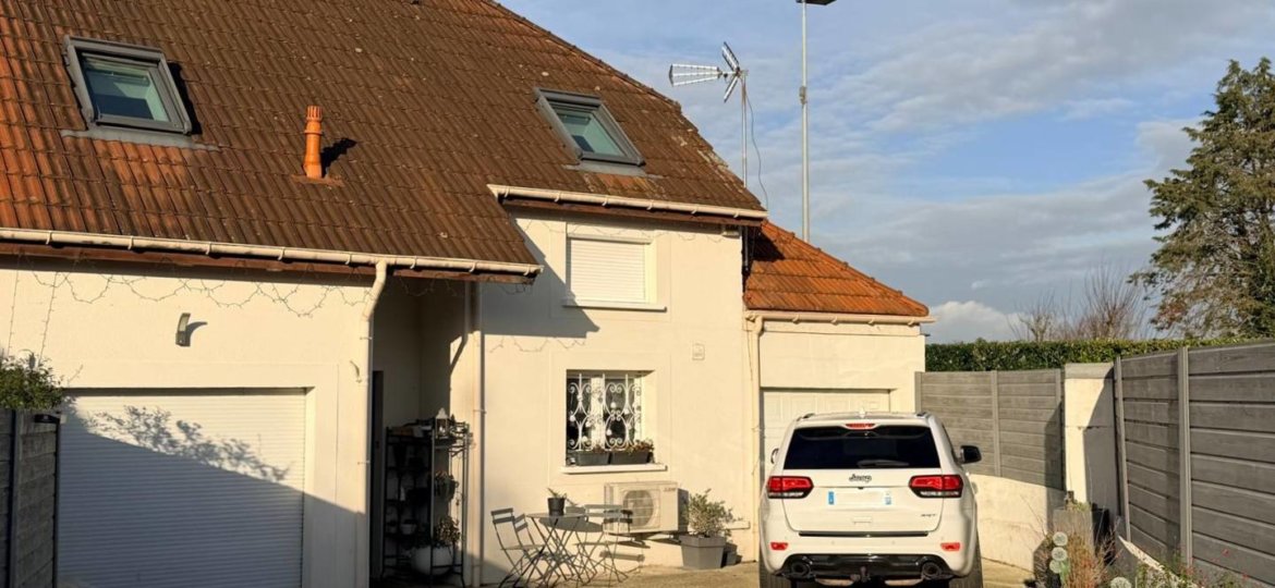 Maison à Chevry-Cossigny 138m²  1