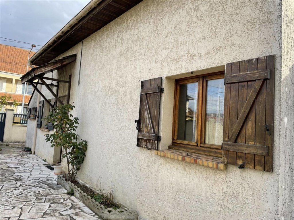 Maison à PONTAULT COMBAULT 62m²  1