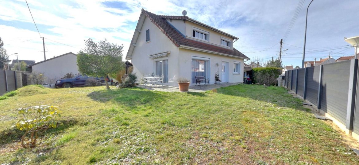 Maison à Roissy-en-Brie 128