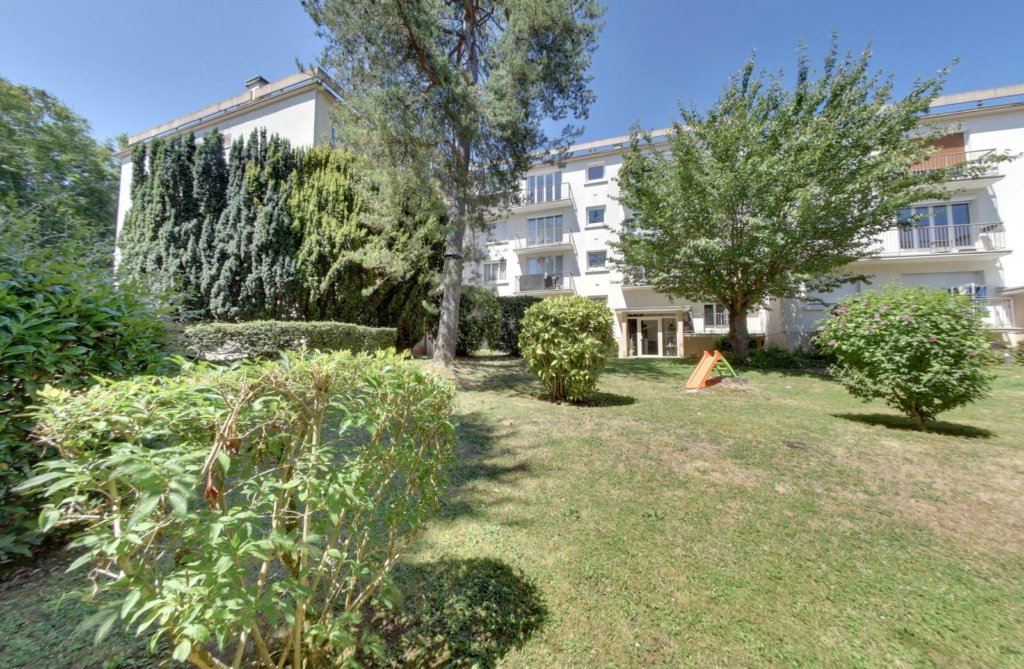 Appartement à OZOIR LA FERRIERE 30