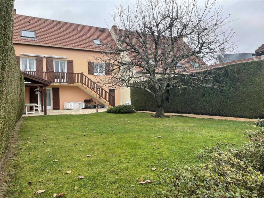 Maison à Pontault Combault 103m²  1