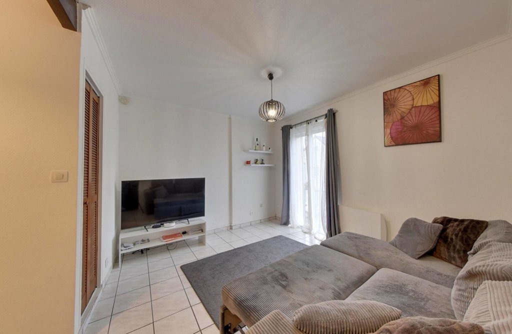 Appartement à Ozoir-la-Ferrière 38m²  1