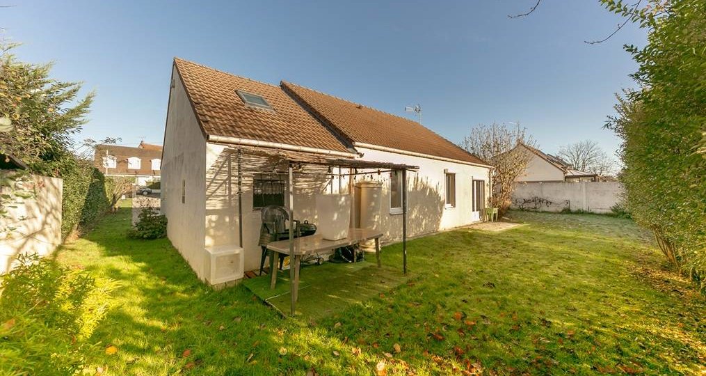 Maison à Ozoir-la-Ferrière 74