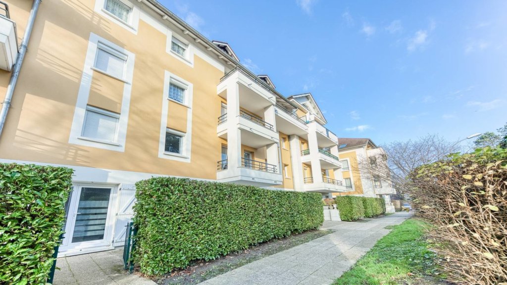 Appartement à ROISSY EN BRIE 34