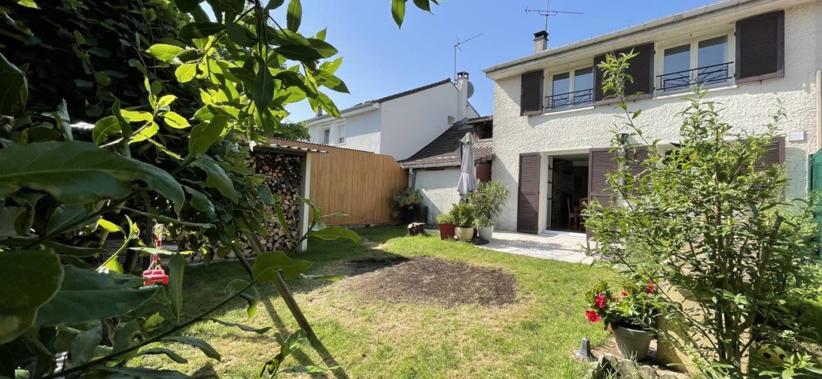 Maison à Ozoir-la-Ferrière 90m² 1 1