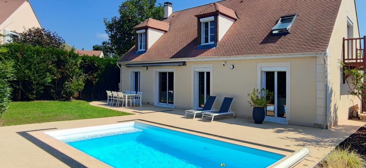 Maison à Lésigny 163m² 1 1