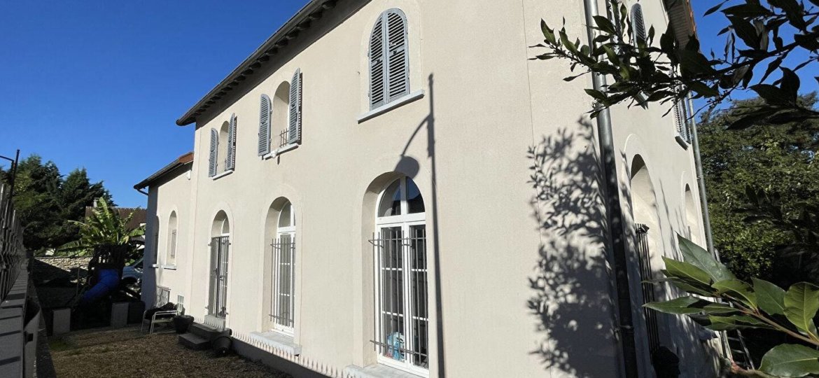 Maison à Chevry-Cossigny 172m²  1