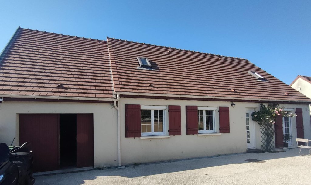 Maison à ROZAY EN BRIE 150m²  1