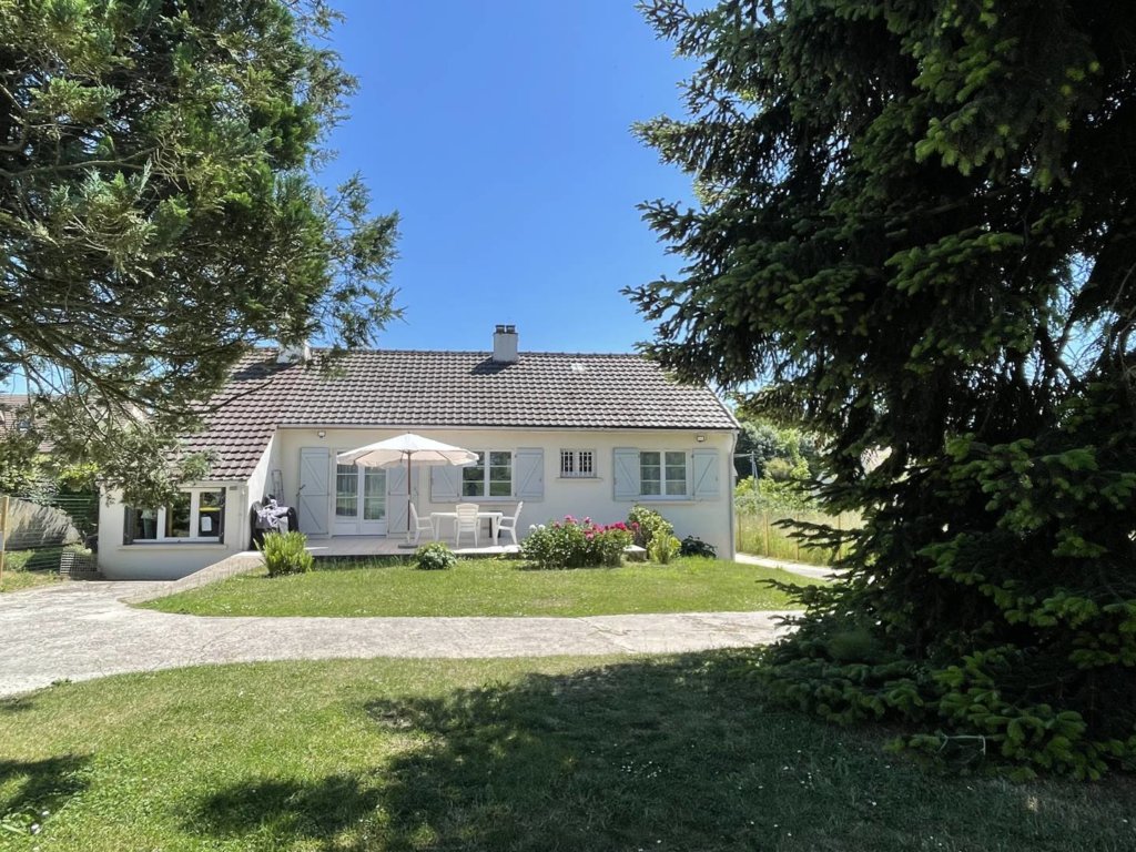 Maison à NESLES LA GILBERDE 105m² 1 1