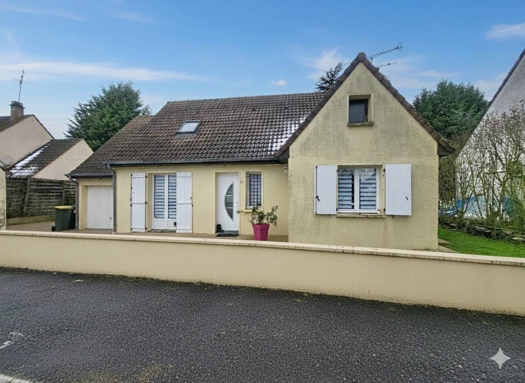 Maison à Ozoir-la-Ferrière 122m²  1