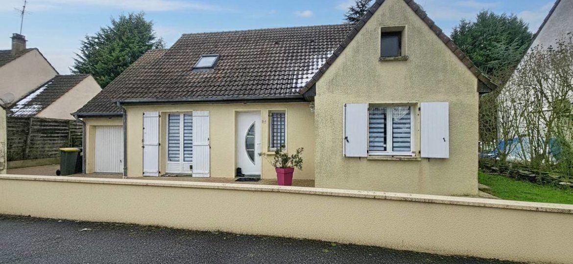 Maison à Ozoir-la-Ferrière 122m²  1