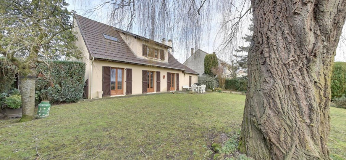 Maison à Neufmoutiers-en-Brie 140