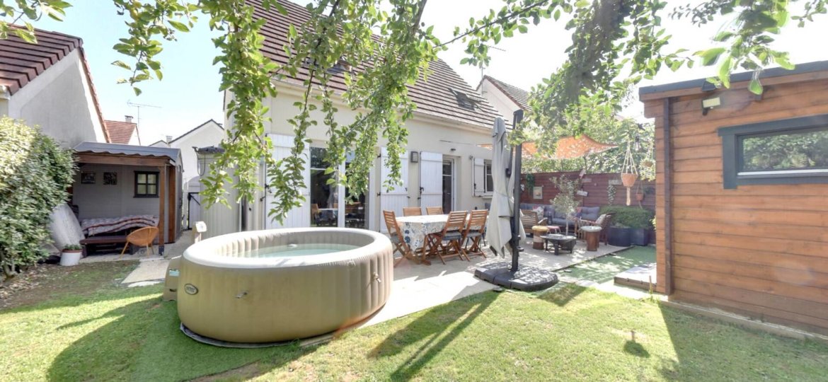 Maison à Roissy-en-Brie 80m² 1 1