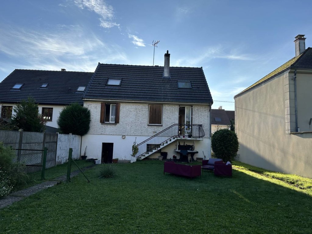 Maison à Pontault-Combault 93m² 1 1