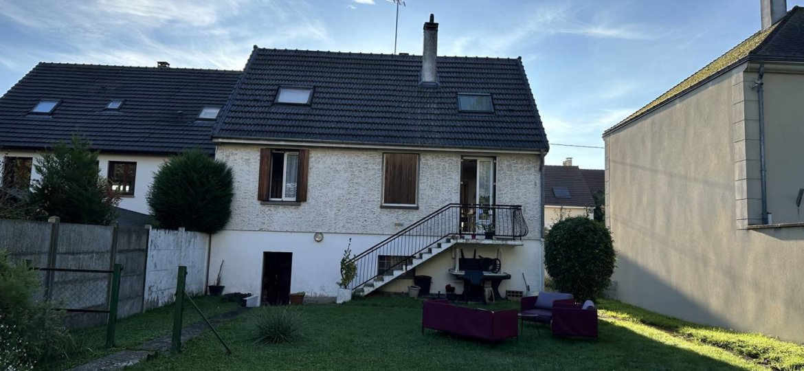 Maison à Pontault-Combault 93m² 1 1