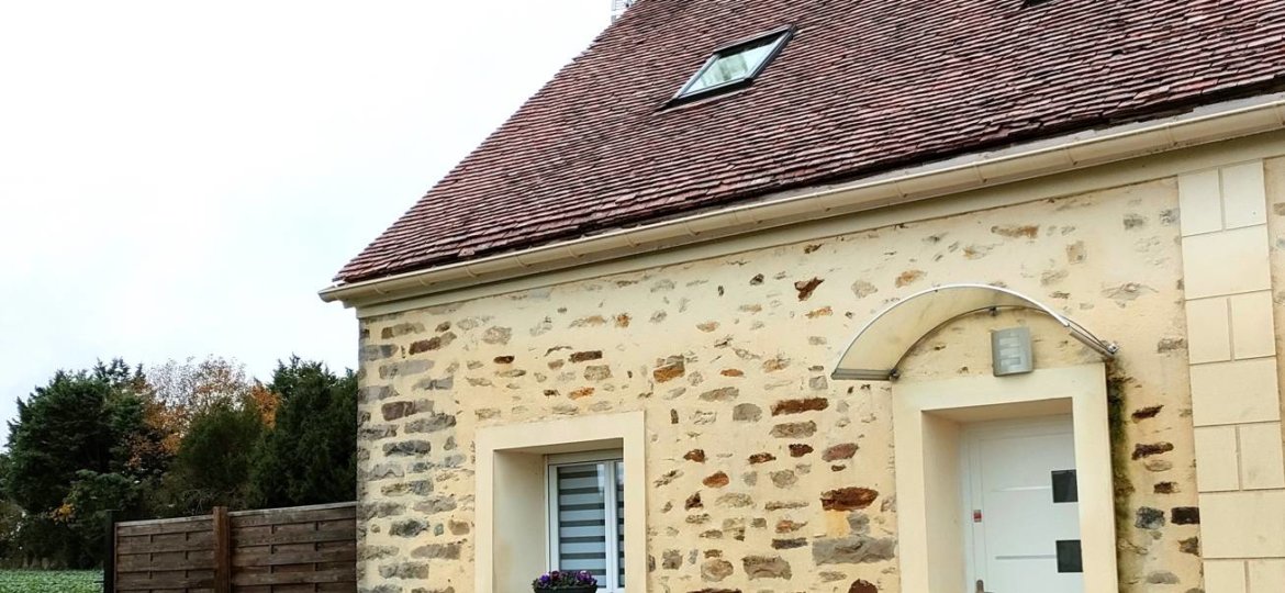 Maison à LUMIGNY NESLES ORMEAUX 64