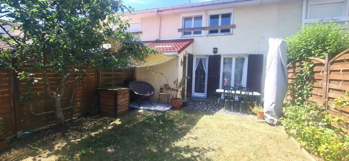 Maison à OZOIR LA FERRIERE 77